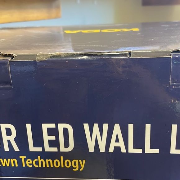 Koda Outdoor LED Wall Lantern | NEVER OPEN - Picture 6 of 12